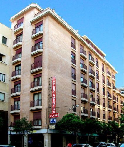Apartamentos Olano C.B. Madri Exterior foto