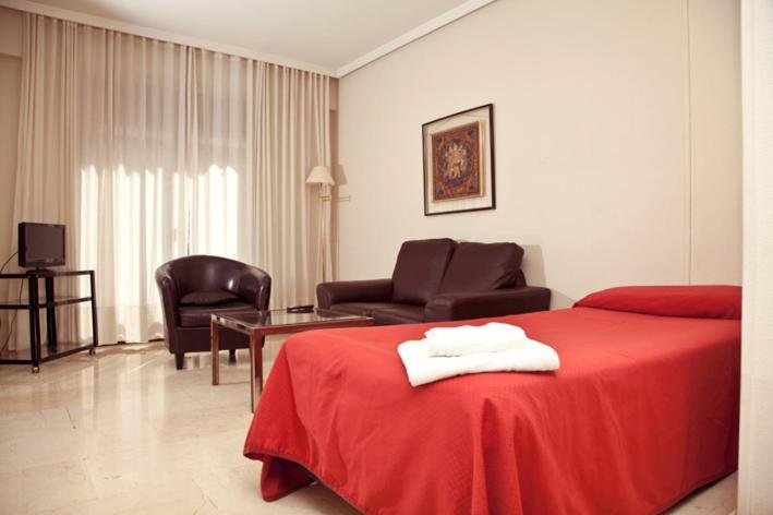 Apartamentos Olano C.B. Madri Exterior foto